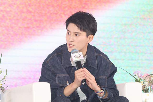 av小说在线播放